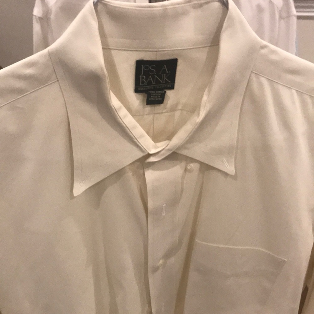 Jos A Banks Executive Collection Button down